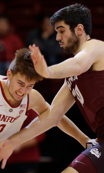 Travis leads Stanford past Montana 70-54 (Nov 29, 2017)